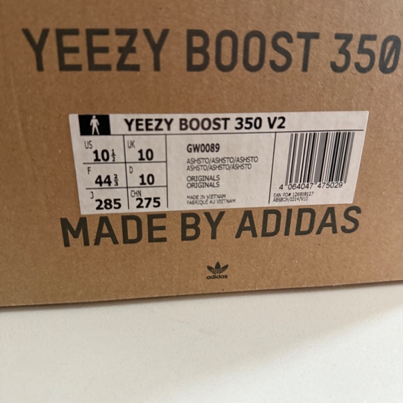 US10.5 Yeezy Boost 350 v2 Ash Stone - Picture 4 of 7